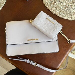 Authentic Michael Kors Soft Pink Daniela Gusset Leather Crossbody